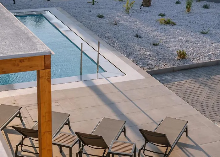 Aetheria & Aura By Temma Vila *