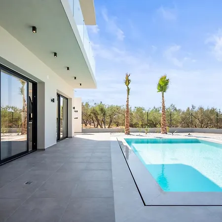 Villa Aetheria & Aura By Temma *