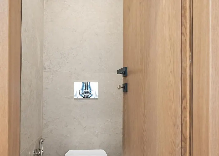 Aetheria & Aura By Temma Villa *