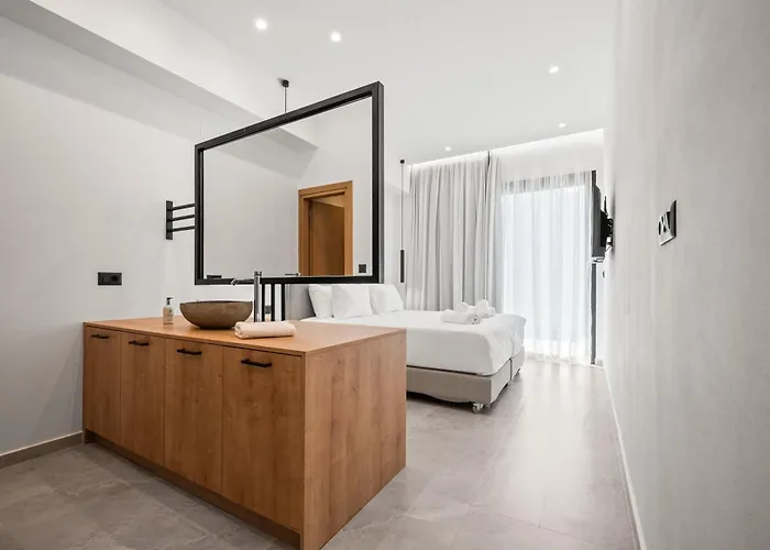 Aetheria & Aura By Temma Chersonissos