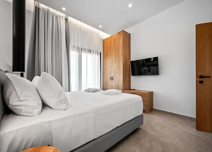 Aetheria & Aura By Temma Chersonissos